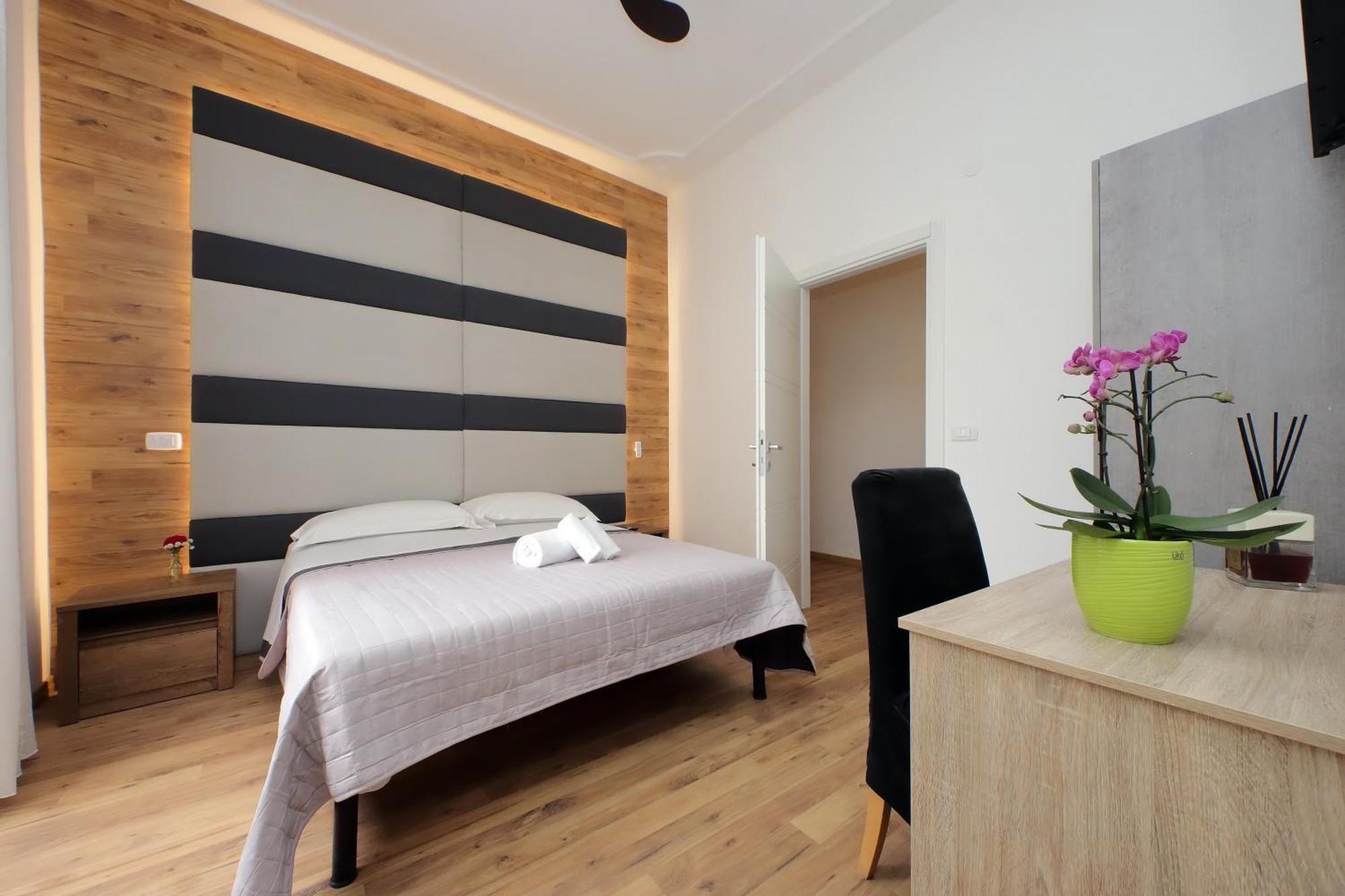 I Pini Di - Rooms&suites Bed & Breakfast 2*