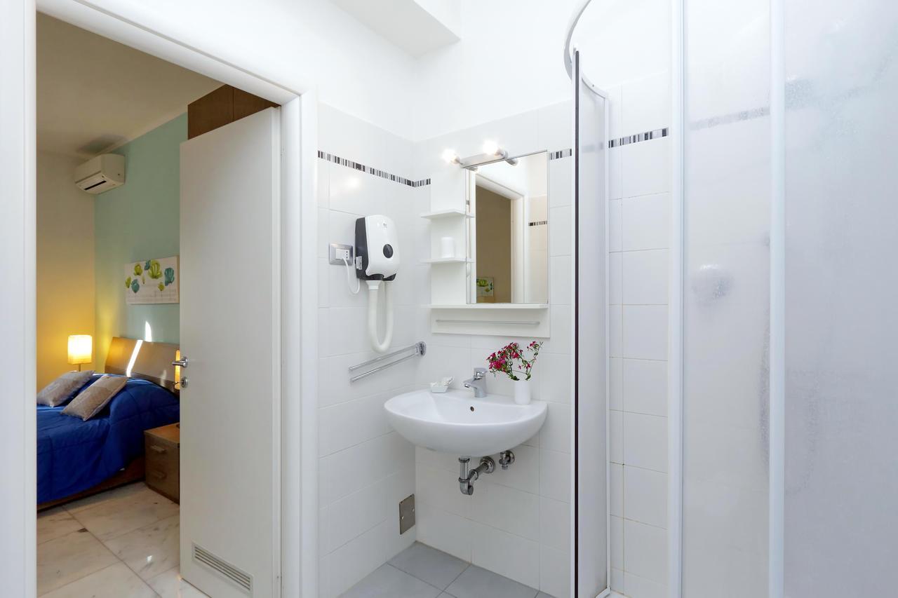 I Pini Di - Rooms&suites Bed & Breakfast Roma