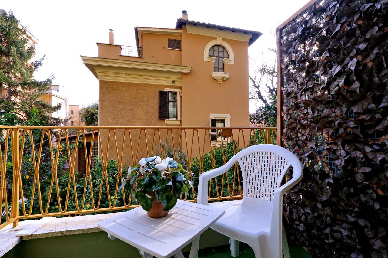 I Pini Di - Rooms&suites Bed & Breakfast Roma
