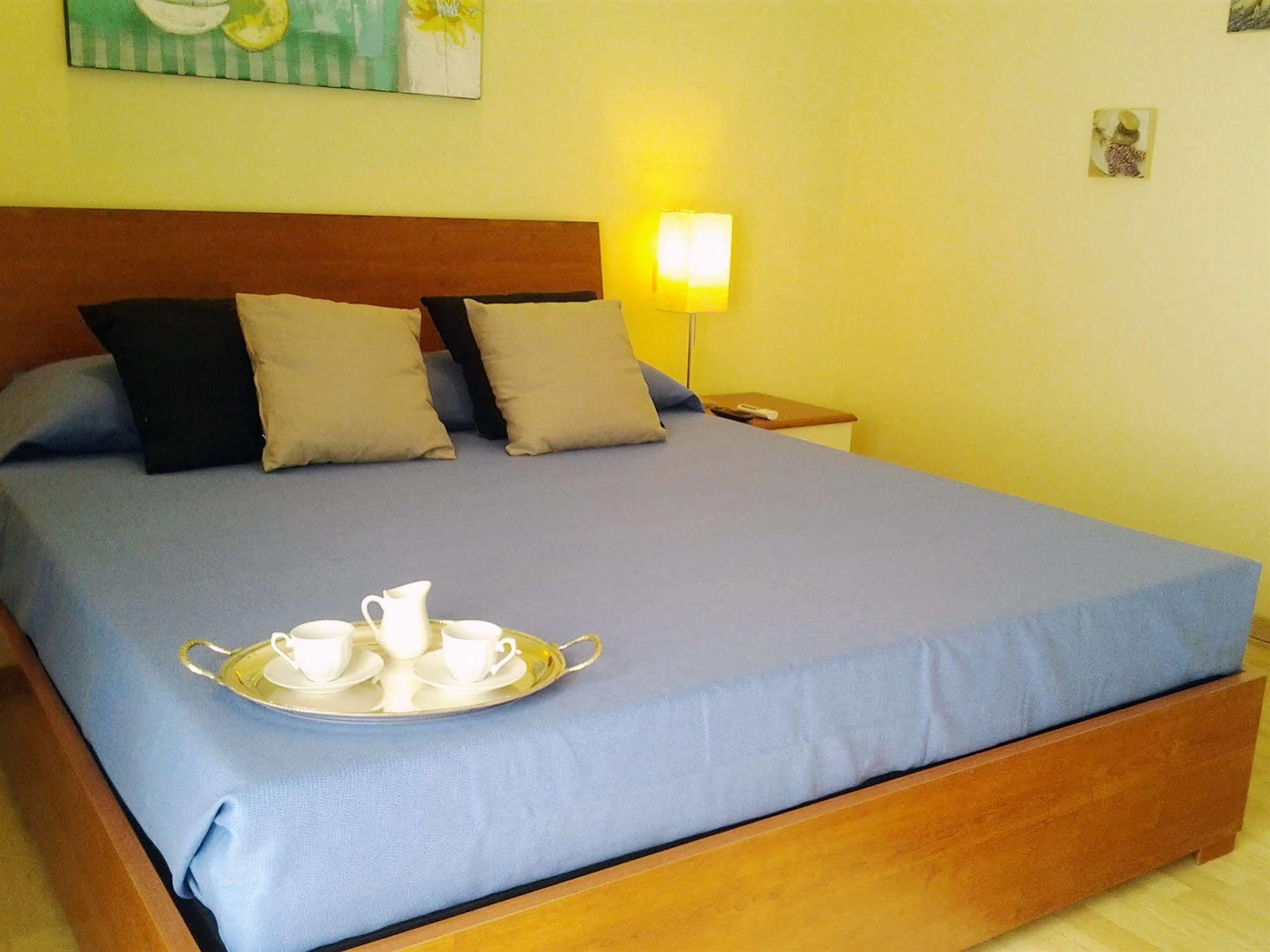 I Pini Di - Rooms&suites Bed & Breakfast Roma